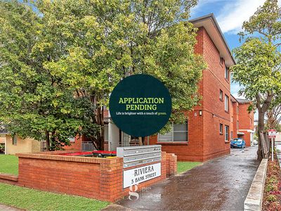 1 / 5 Bank Street, Meadowbank