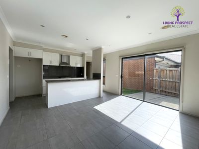 1 / 5 Equine Court, Tarneit