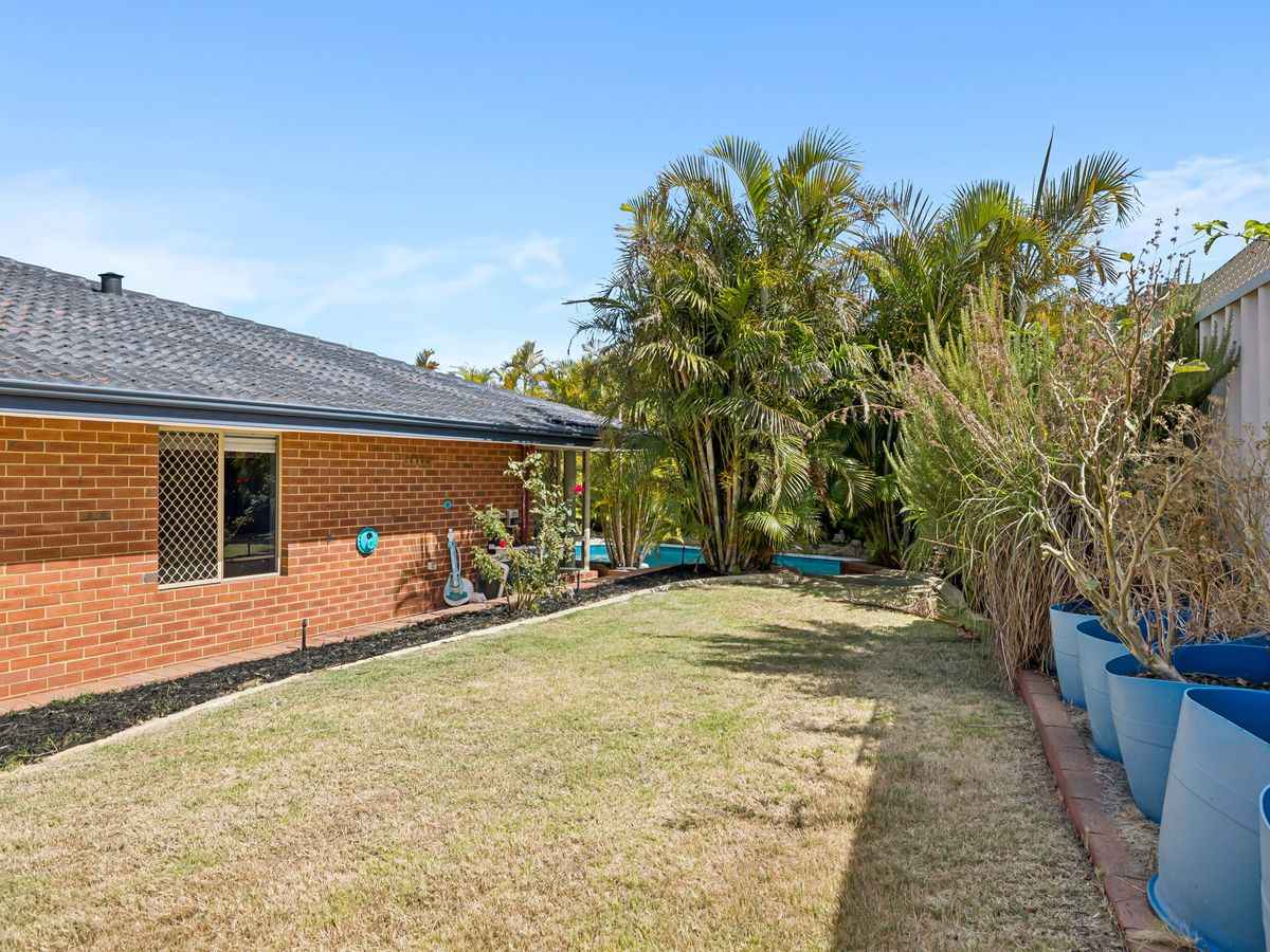 56 Camarino Drive, Woodvale