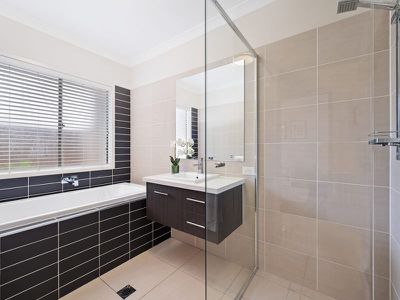 5 Alexa Rise, Upper Coomera