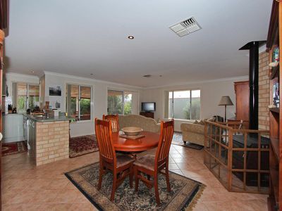 24A Salisbury Road, Kalgoorlie