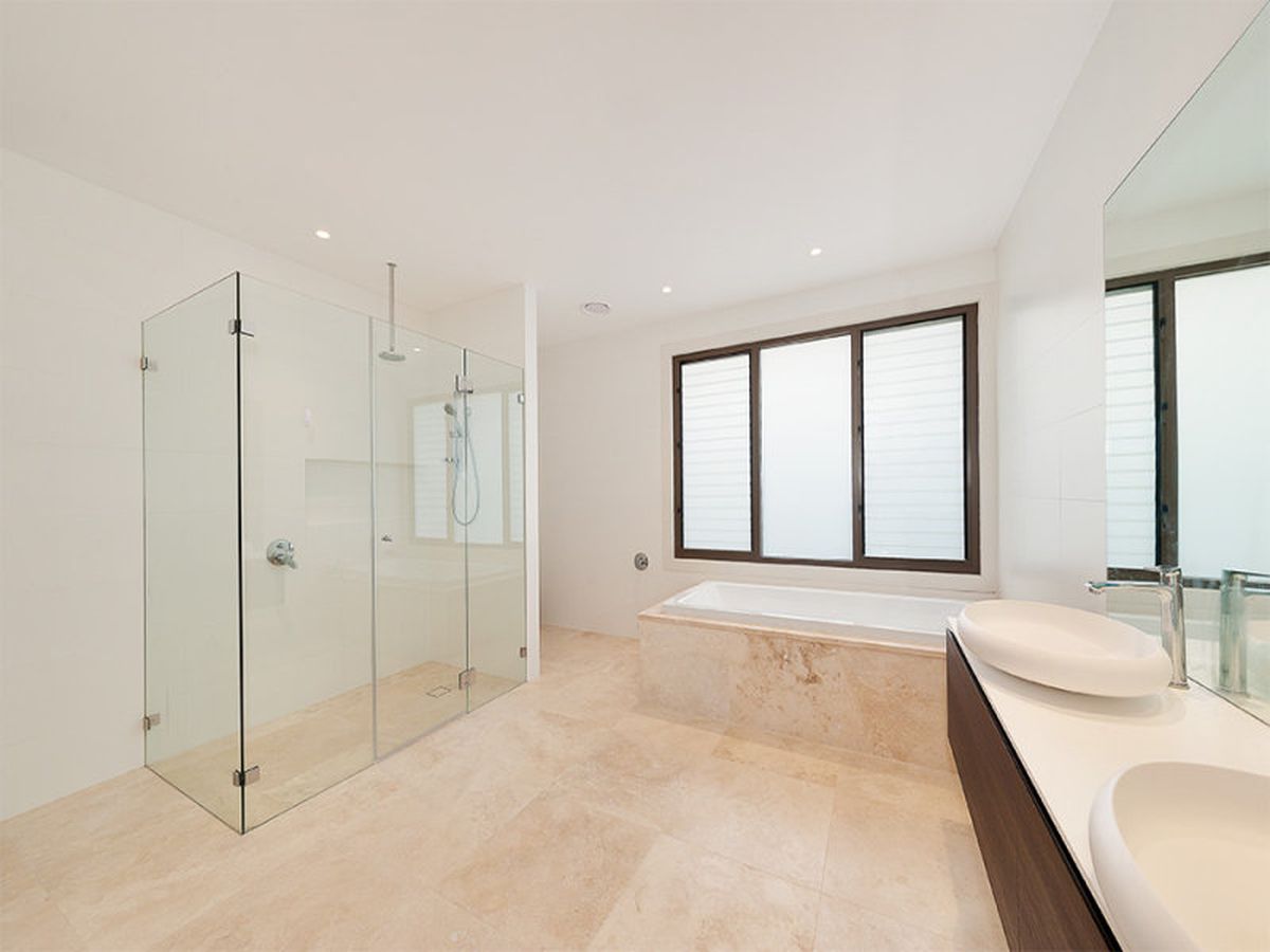 2A Ross Street, Seaforth