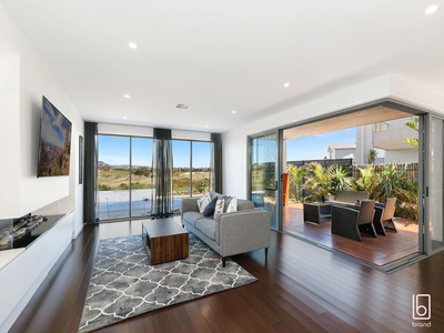 80 Pebble Beach Avenue, Magenta