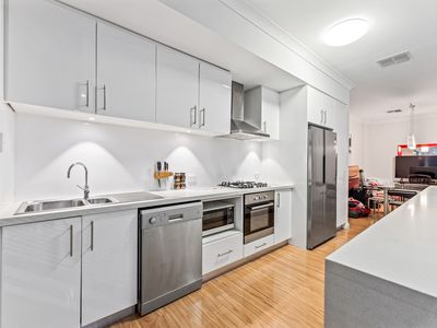 63 / 22 Nile Street, East Perth