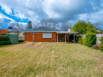 25 Roycox Crescent, Dubbo