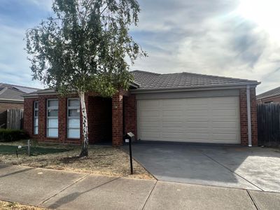 19 Canopus Crescent, Lara
