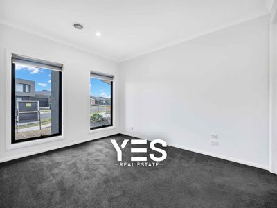 29 Hourigan Way, Werribee