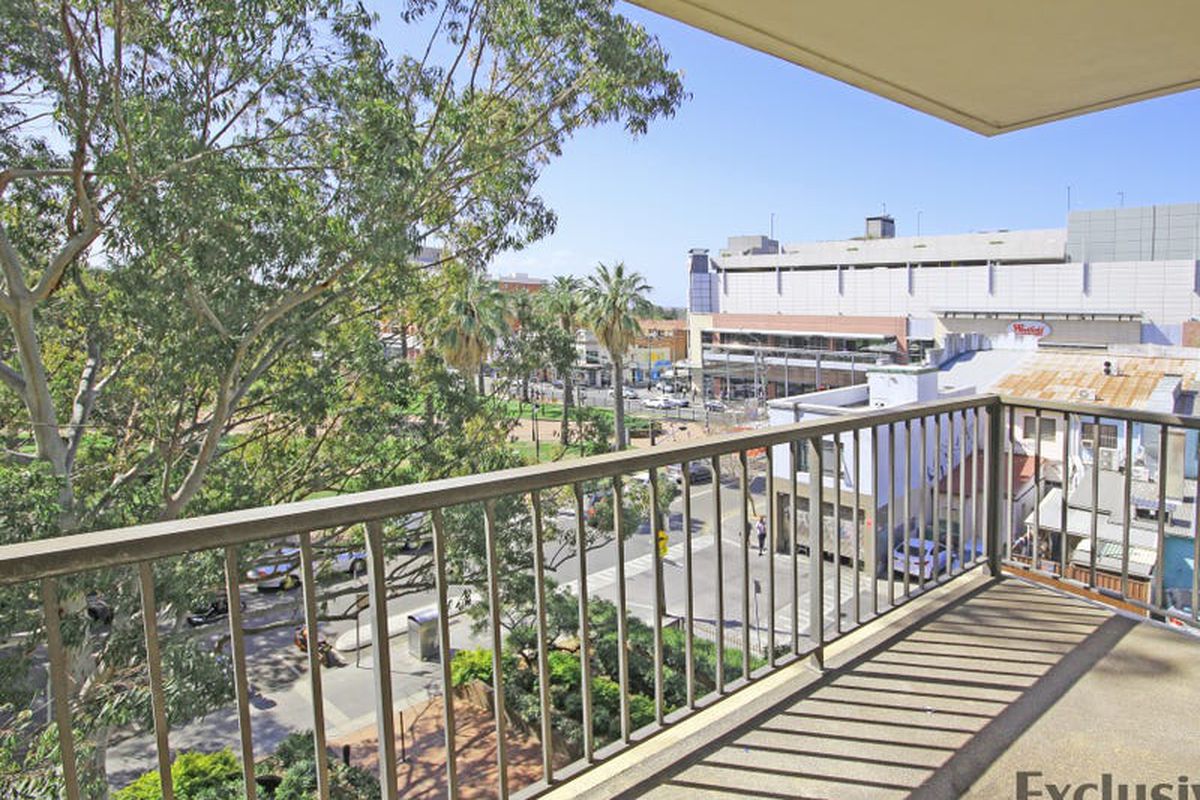 22 / 2-8 Park Avenue, Burwood