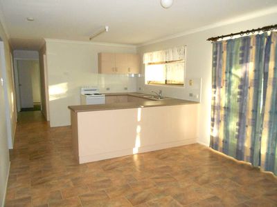 1 / 35 Watt Street, West Gladstone