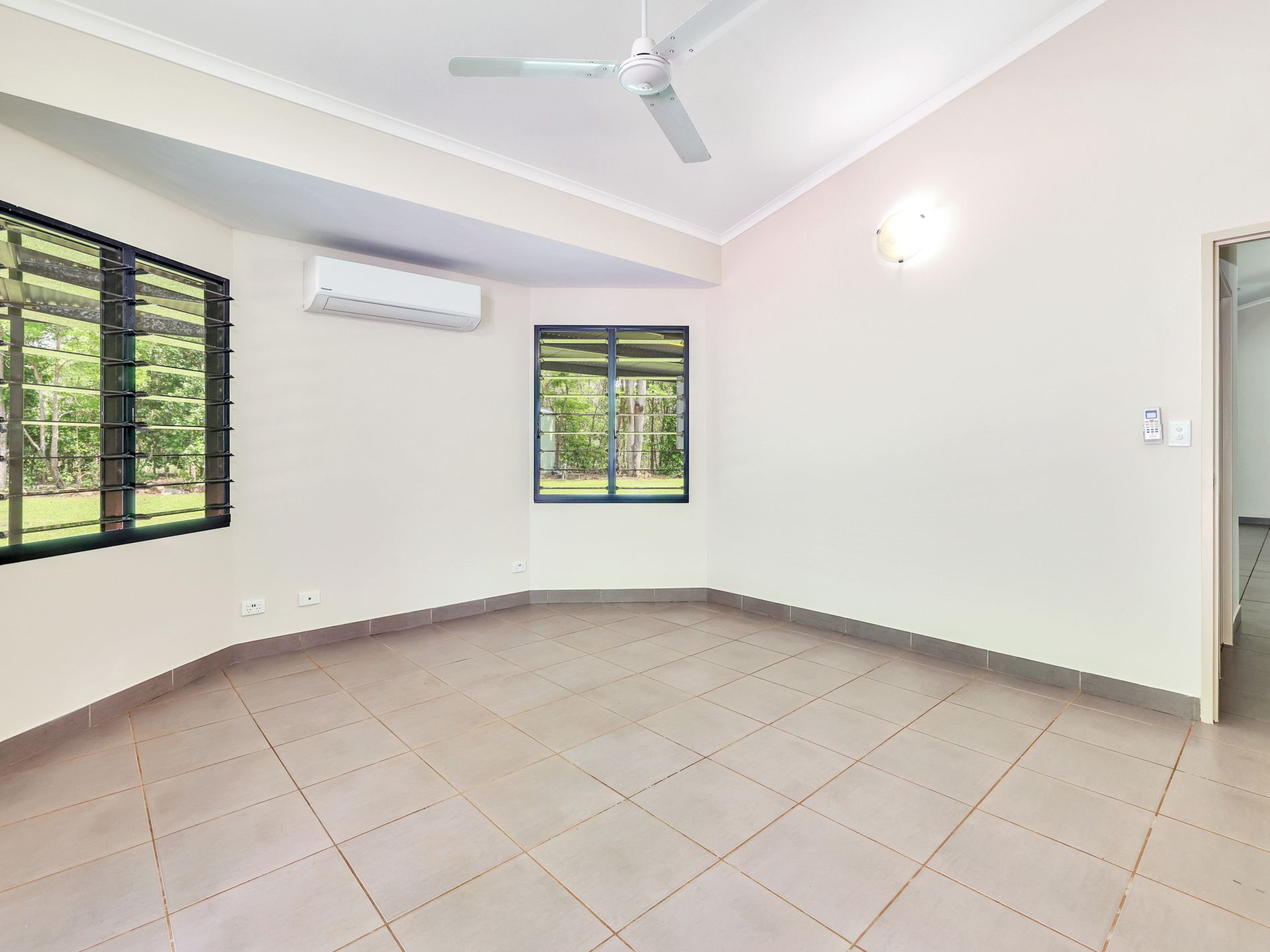 280 Beddington Road, Herbert