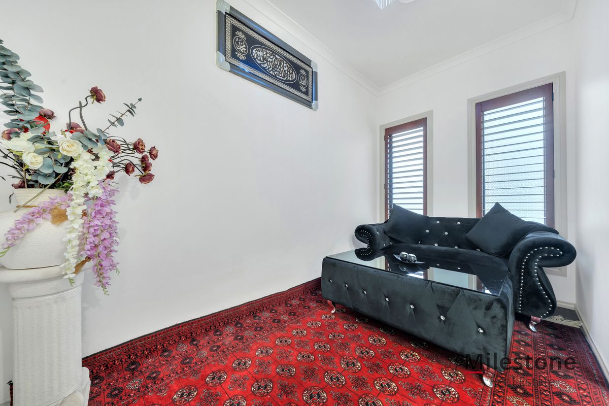 27 Cortajalla Avenue, Clyde North