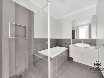 4 Sepia Street, Clyde North