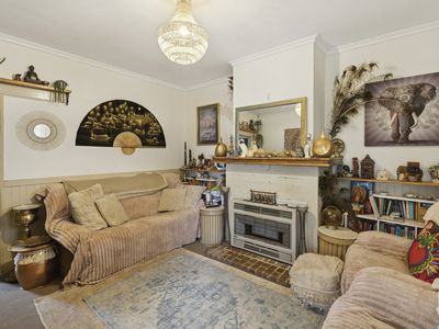 42 Anzac Ave, Seymour