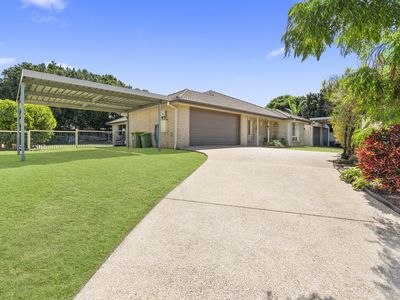 9 Rainbow Court, Glass House Mountains