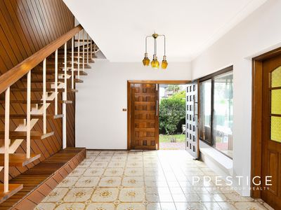 44 Highclere Avenue, Banksia