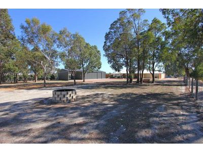 18 Aquanita Rise, Darling Downs
