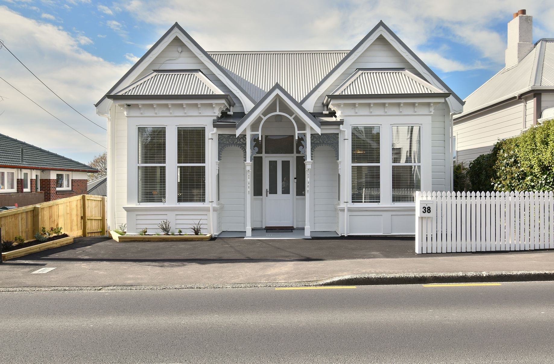 38 Highgate, Belleknowes