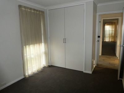 21 Kitchener Crescent, Seymour