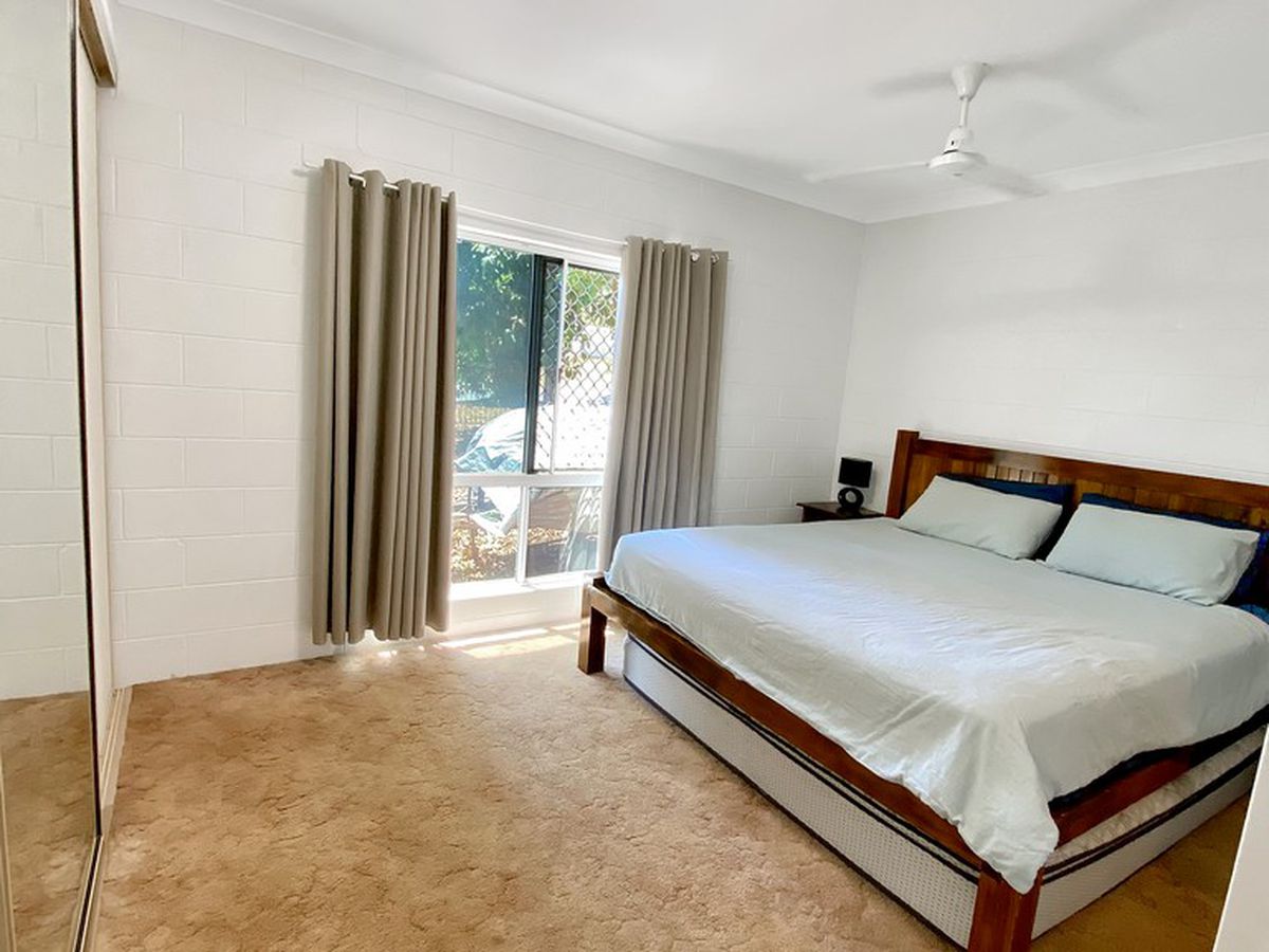 31 Danzer Drive, Atherton
