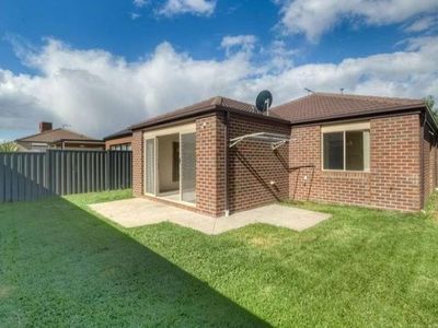 9 Gembrook Street, Wyndham Vale