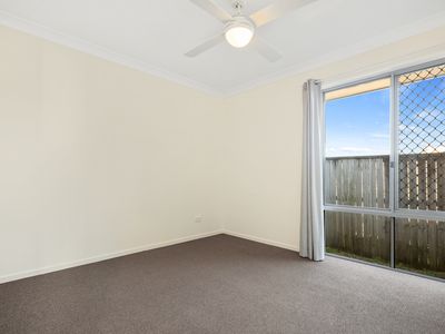 7 Caper White Court, Kallangur