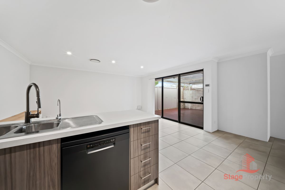 44 Panozza Circle, Maddington