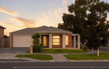 37 Lincoln Avenue, Officer