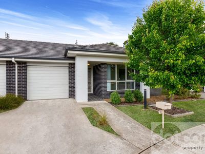 19 Dahlia Avenue, Hamlyn Terrace