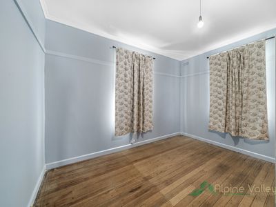 5 Wermatong Avenue, Mount Beauty