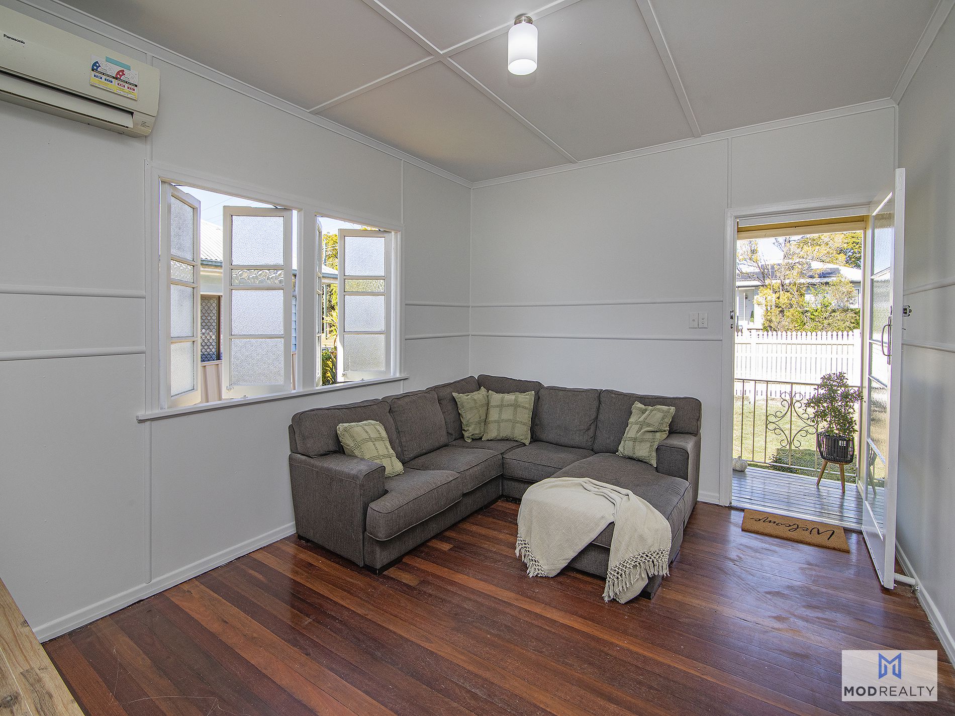 202 Glebe Road, Booval