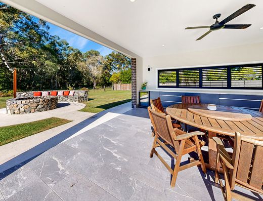 This is the life...Exceptional Cooroibah Home image 22