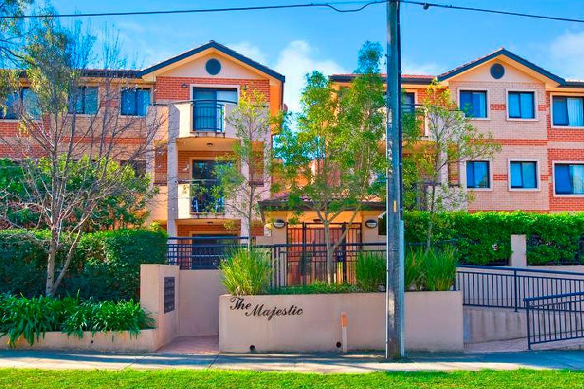 11 / 18 Eastbourne Road, Homebush West
