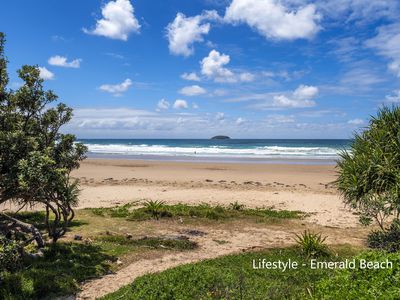 11 Serenity Bay Road, Emerald Beach