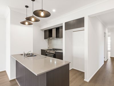 42 Skipper Avenue, Lara