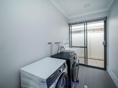 24 Crowned Way, Alkimos