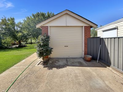 2 Dulhunty Ave, Dubbo