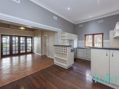 14 Sasse Avenue, Mount Hawthorn