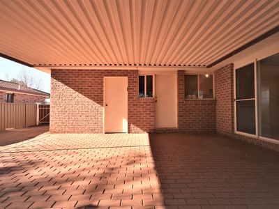 5 Websdale Drive, Dubbo