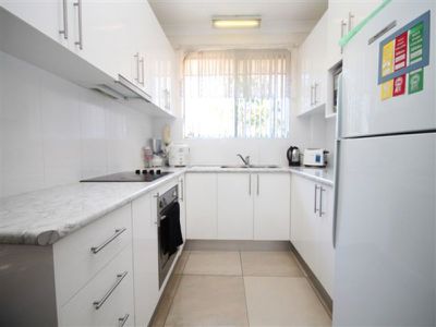 4 / 50 Hampden Road, Lakemba