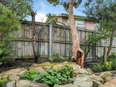 2 Teering Road, Berriedale