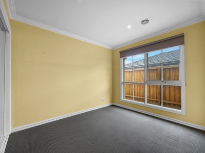 1 / 15 Fitzpatrick Drive, Altona Meadows