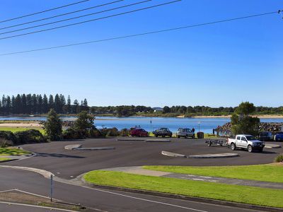3 / 33 Reddall Parade, Lake Illawarra
