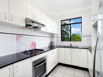 12 / 2-4 Melvin St, Beverly Hills