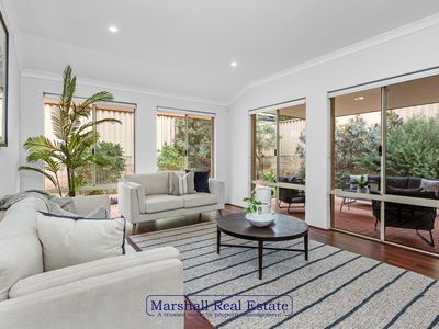 9 Perissa Road, Iluka