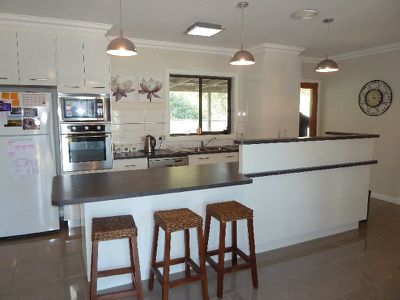 27 SCULLYS LANE, Heathcote
