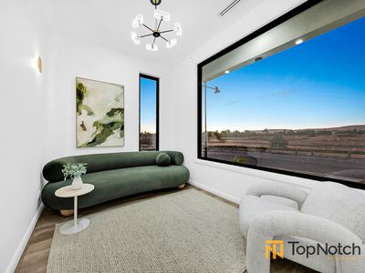 17 Spire Crescent, Beveridge