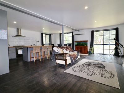 20 East West Hall Lane, Seymour