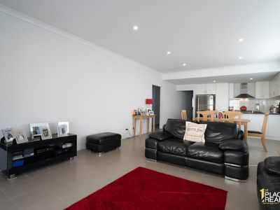 71 Carmathen Ave, Butler