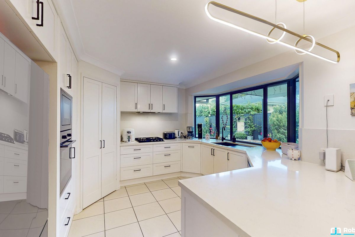 7 Nazeby Cres, Tewantin