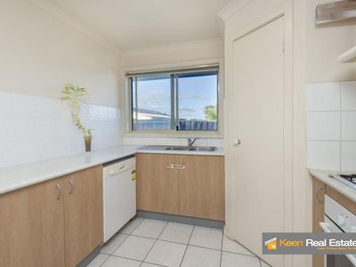 6 / 4 Paydon Way, Hampton Park